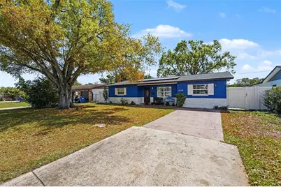 2426 17th Avenue N, Saint Petersburg, FL 33713 - Photo 1