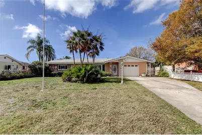 8586 Forsyth Drive, Seminole, FL 33772 - Photo 1