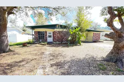 10705 N Dixon Avenue, Tampa, FL 33612 - Photo 1