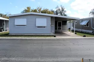 2e Pindo Palm St E, Largo, FL 33770 - Photo 1