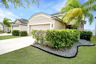 1402 Trailwater St, Ruskin, FL 33570 - Photo 1