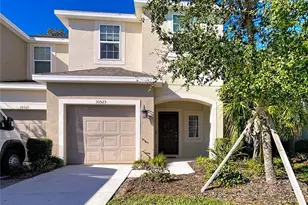 10525 Oakside Dr, Palmetto, FL 34221 - Photo 1