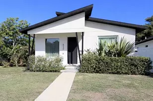 532 31st St S, Saint Petersburg, FL 33712 - Photo 1
