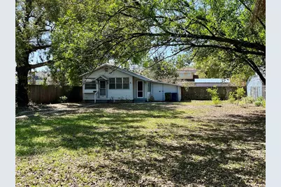 108 W Comanche Avenue, Tampa, FL 33604 - Photo 1