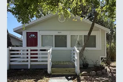 3844 Burlington Avenue N, Saint Petersburg, FL 33713 - Photo 1
