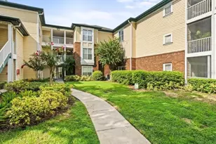 4115 Chatham Oak Ct, Tampa, FL 33624 - Photo 1