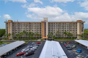 5400 Park St N, Saint Petersburg, FL 33709 - Photo 1