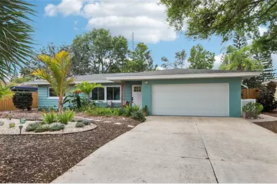 797 Lakeside Drive, Dunedin, FL 34698 - Photo 1