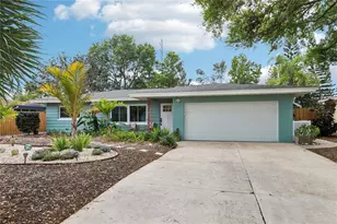 797 Lakeside Dr, Dunedin, FL 34698 - Photo 1