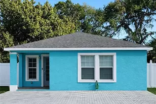 2715 Bel Aire Cir, Tampa, FL 33614 - Photo 1