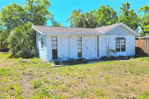 703 13th Ave NW, Largo, FL 33770 - Photo 1