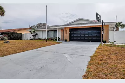 13940 Antigua Drive, Seminole, FL 33776 - Photo 1