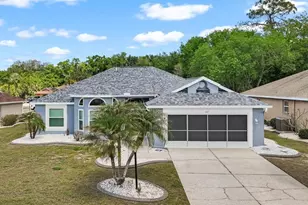 327 Caloosa Woods Ln, Sun City Center, FL 33573 - Photo 1