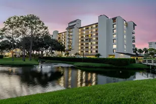 11590 Shipwatch Dr, Largo, FL 33774 - Photo 1