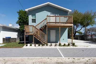 454 21st Street N, Saint Petersburg, FL 33713 - Photo 1