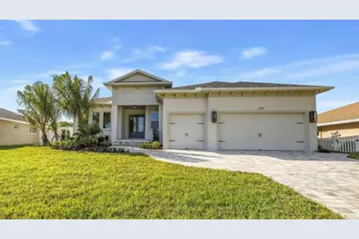 600 Tallahassee Drive NE, Saint Petersburg, FL 33702 - Photo 1
