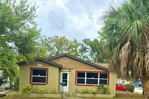 746 38th Ave S, Saint Petersburg, FL 33705 - Photo 1
