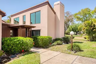 1307 Pelican Creek Crossing, Saint Petersburg, FL 33707 - Photo 1