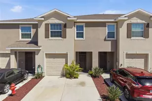 424 Newmont Cir, Ruskin, FL 33570 - Photo 1