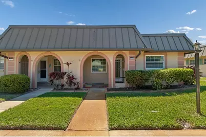 4204 Stratford Drive #4204, New Port Richey, FL 34652 - Photo 1