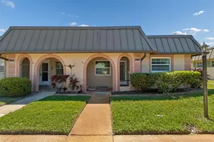 4204 Stratford Dr, New Port Richey, FL 34652 - Photo 1