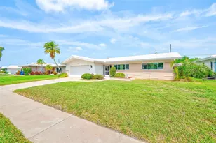 14901 Sovereign Dr, Largo, FL 33774 - Photo 1