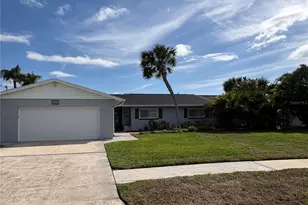 8434 Boxwood Dr, Tampa, FL 33615 - Photo 1