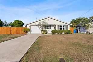3312 74th St N, Saint Petersburg, FL 33710 - Photo 1