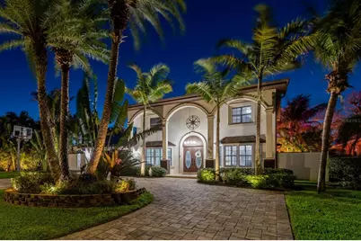 10127 Paradise Boulevard, Treasure Island, FL 33706 - Photo 1