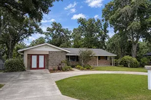 2320 Palm Ave, Seffner, FL 33584 - Photo 1