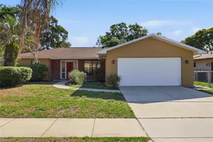 12824 Lake Tree Ln, Hudson, FL 34669 - Photo 1