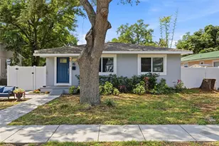 4718 22nd St N, Saint Petersburg, FL 33714 - Photo 1