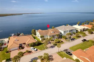 4924 Southshore Dr, New Port Richey, FL 34652 - Photo 1