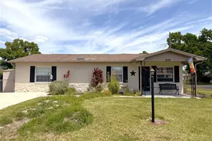 2101 W Hamilton Ave, Tampa, FL 33604 - Photo 1