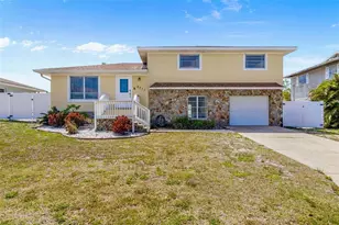 8517 43rd Ave W, Bradenton, FL 34209 - Photo 1