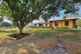 4609 Miley Rd, Plant City, FL 33565 - Photo 1