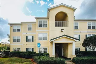 18302 Bridle Club Dr, Tampa, FL 33647 - Photo 1