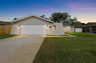 11079 Bella Loma Dr, Largo, FL 33774 - Photo 1