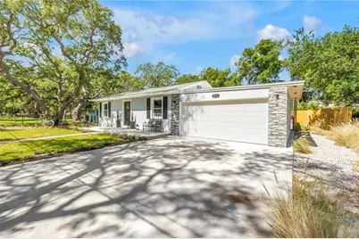 5010 109th Way N, Saint Petersburg, FL 33708 - Photo 1