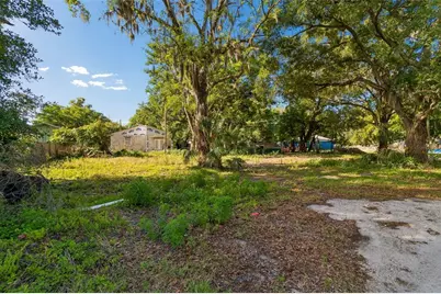1401 Drane Street SE, Plant City, FL 33563 - Photo 1