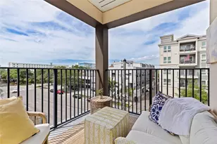 200 4th Ave S, Saint Petersburg, FL 33701 - Photo 1