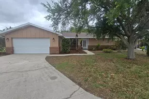 1827 76th St W, Bradenton, FL 34209 - Photo 1