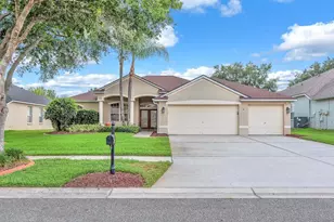 2809 Durant Trails Blvd, Dover, FL 33527 - Photo 1