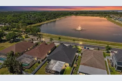 319 19th Street NW, Ruskin, FL 33570 - Photo 1