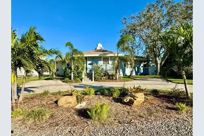 4112 Beach Drive SE, Saint Petersburg, FL 33705 - Photo 1