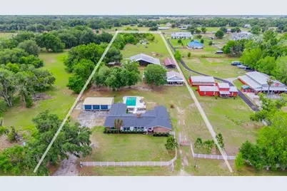 7820 Lithia Pinecrest Road, Lithia, FL 33547 - Photo 1