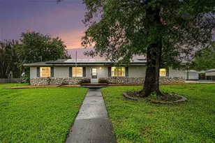 527 Land-O-Lakes Ct, Deland, FL 32724 - Photo 1