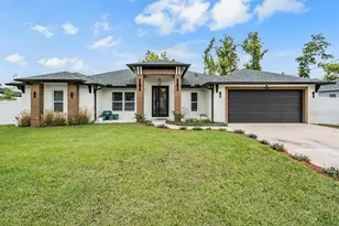 106 1st Ave NE, Lutz, FL 33549 - Photo 1