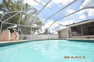 8402 Blackstone Ct, Tampa, FL 33615 - Photo 1
