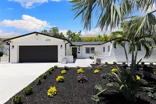 4618 Bayshore Blvd NE, Saint Petersburg, FL 33703 - Photo 1